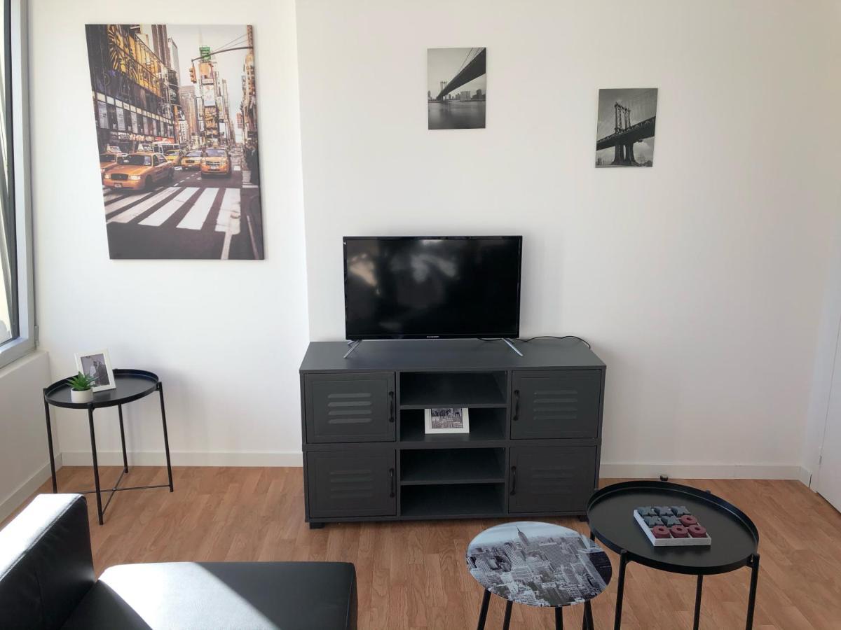 Hyper Centre - Wifi Fibre Gratuit - Jergweloh - Le New Yorkais * Caen