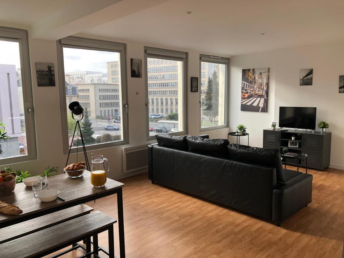 Hyper Centre - Wifi Fibre Gratuit - Jergweloh - Le New Yorkais